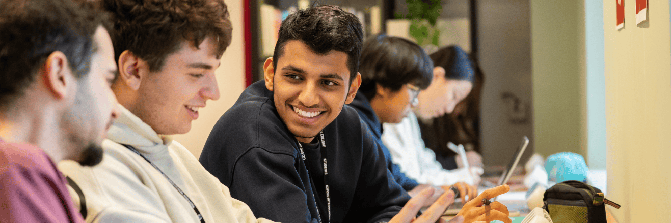 About Us | Oxford International College - Tertiary Page Header - OIC