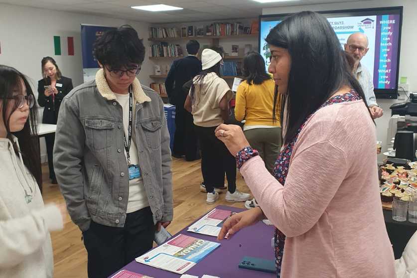 International University Fair - Carousel For News Detail - OIC