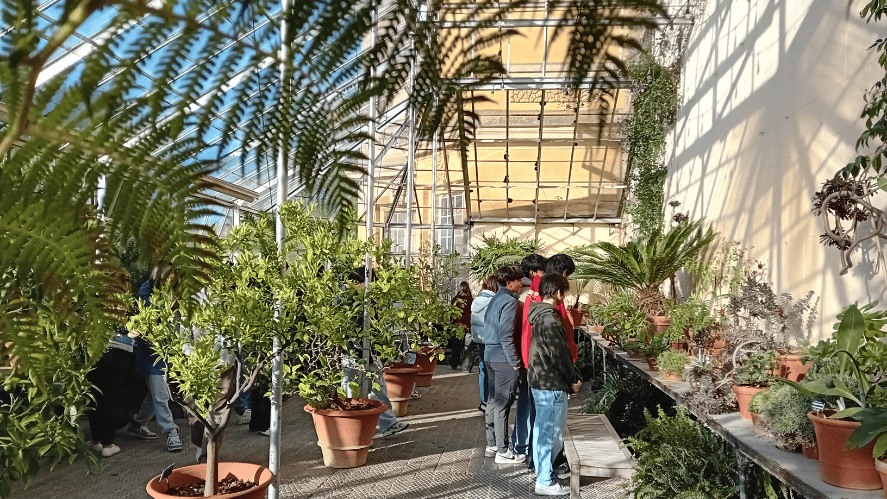 Biology Field Trip - Carousel For News Detail - OIC