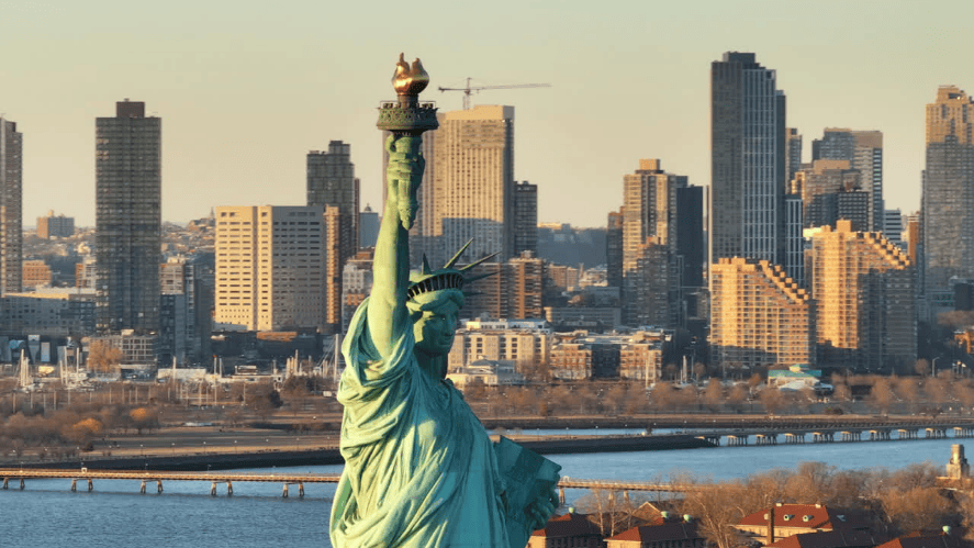 Beyond UCAS | An Offer from New York University - Beyond UCAS An Offer from New York University