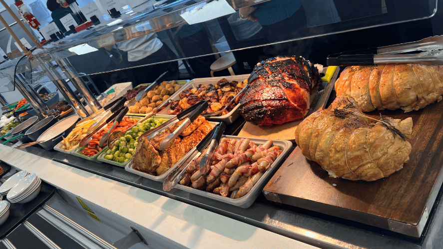 Christmas at OIC - Christmas Dinner - OIC