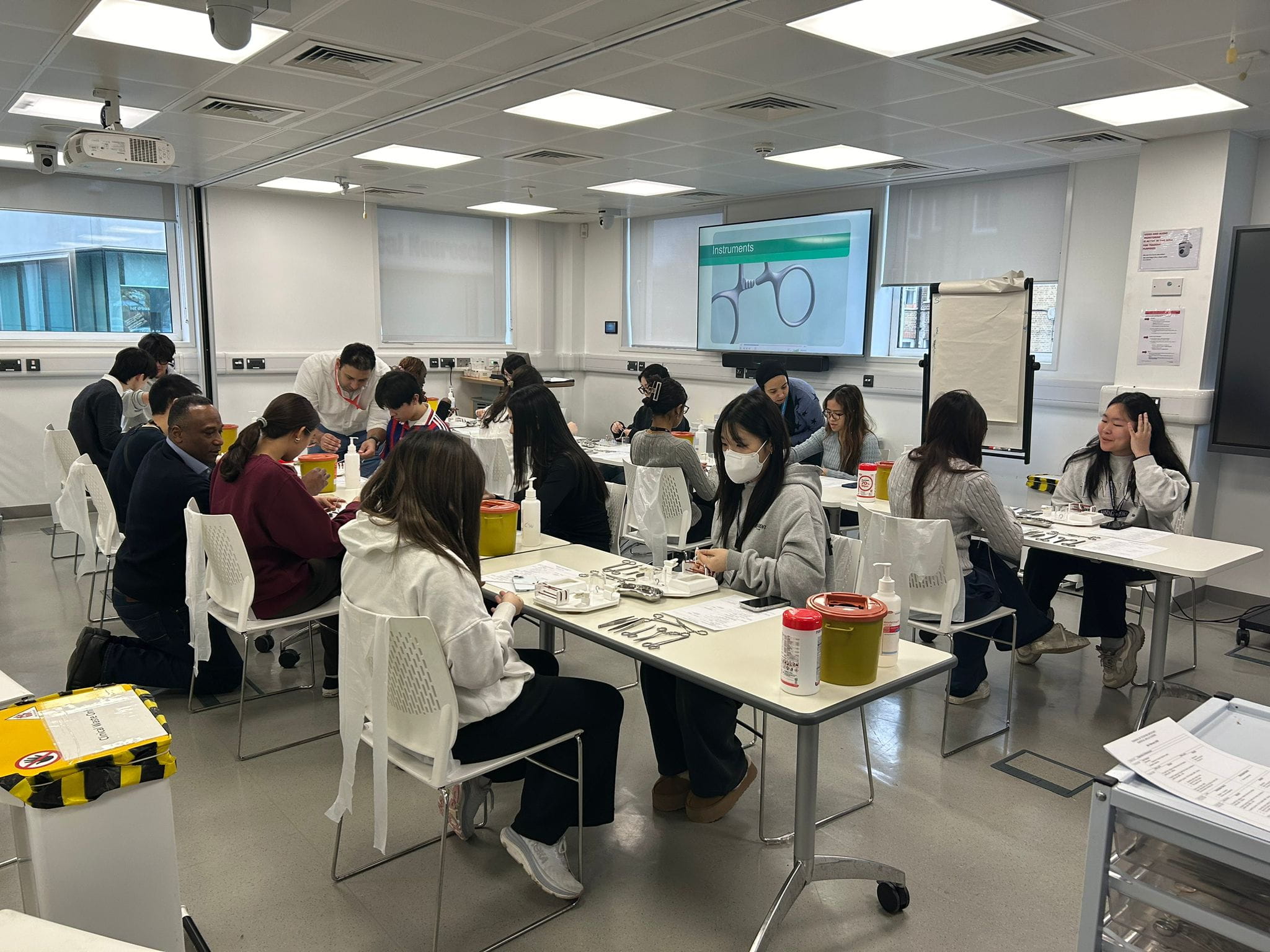 The Role of Early Surgical Exposure in Medical Education - Carousel For News Detail - OIC