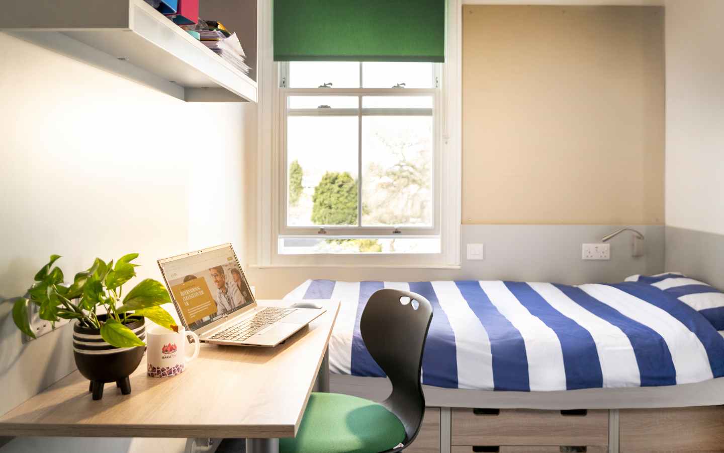 Boarding | Oxford International College - Tertiary Page Header - OIC