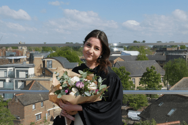 Student and Parent Testimonials | Oxford International College - Feature Cards - OIC 1