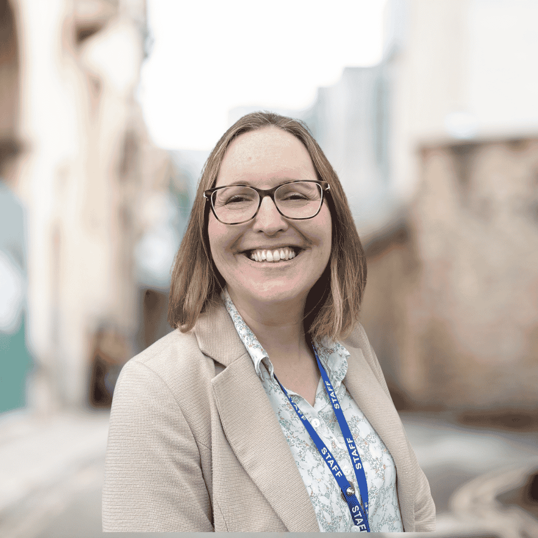 Our Teachers | Oxford International College - Feature Cards - OIC