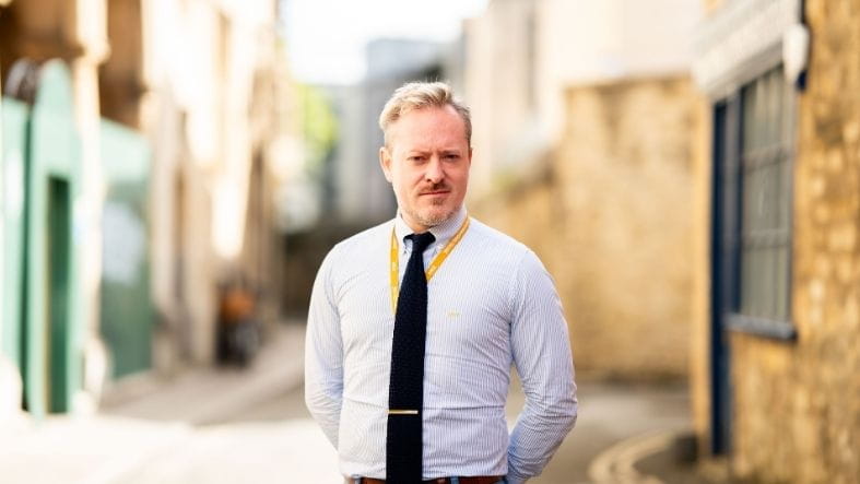 Dr Daniel D. Jordan - Dr-Jordan